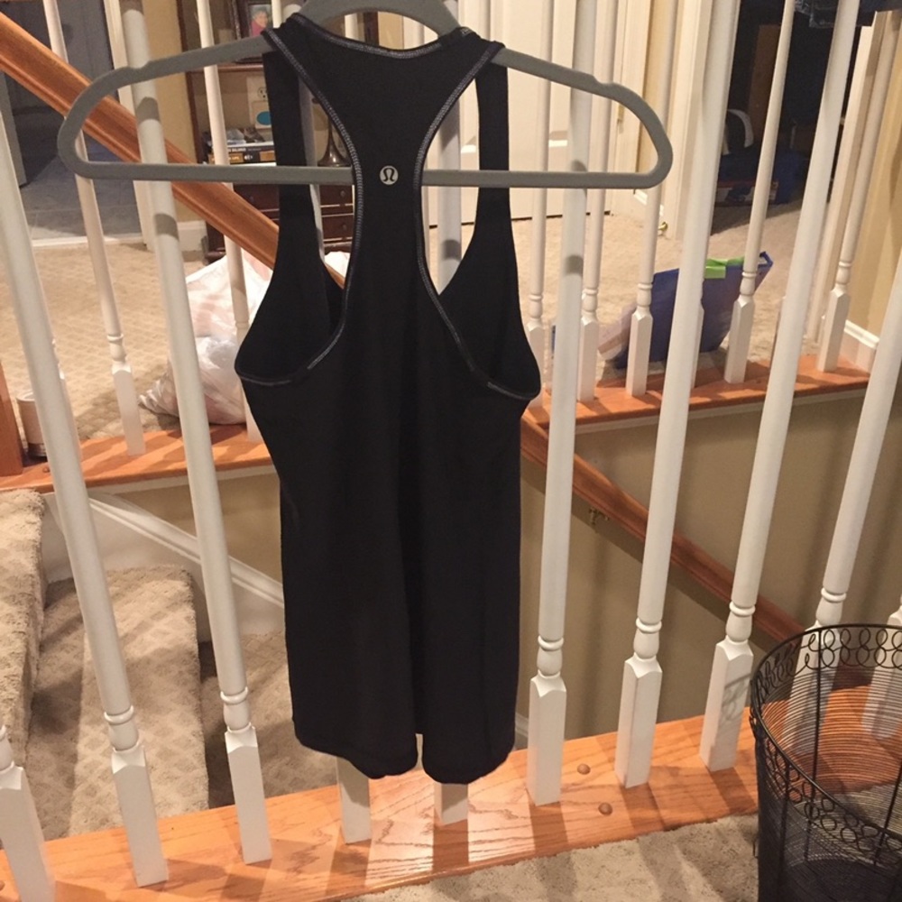 Lululemon tank top